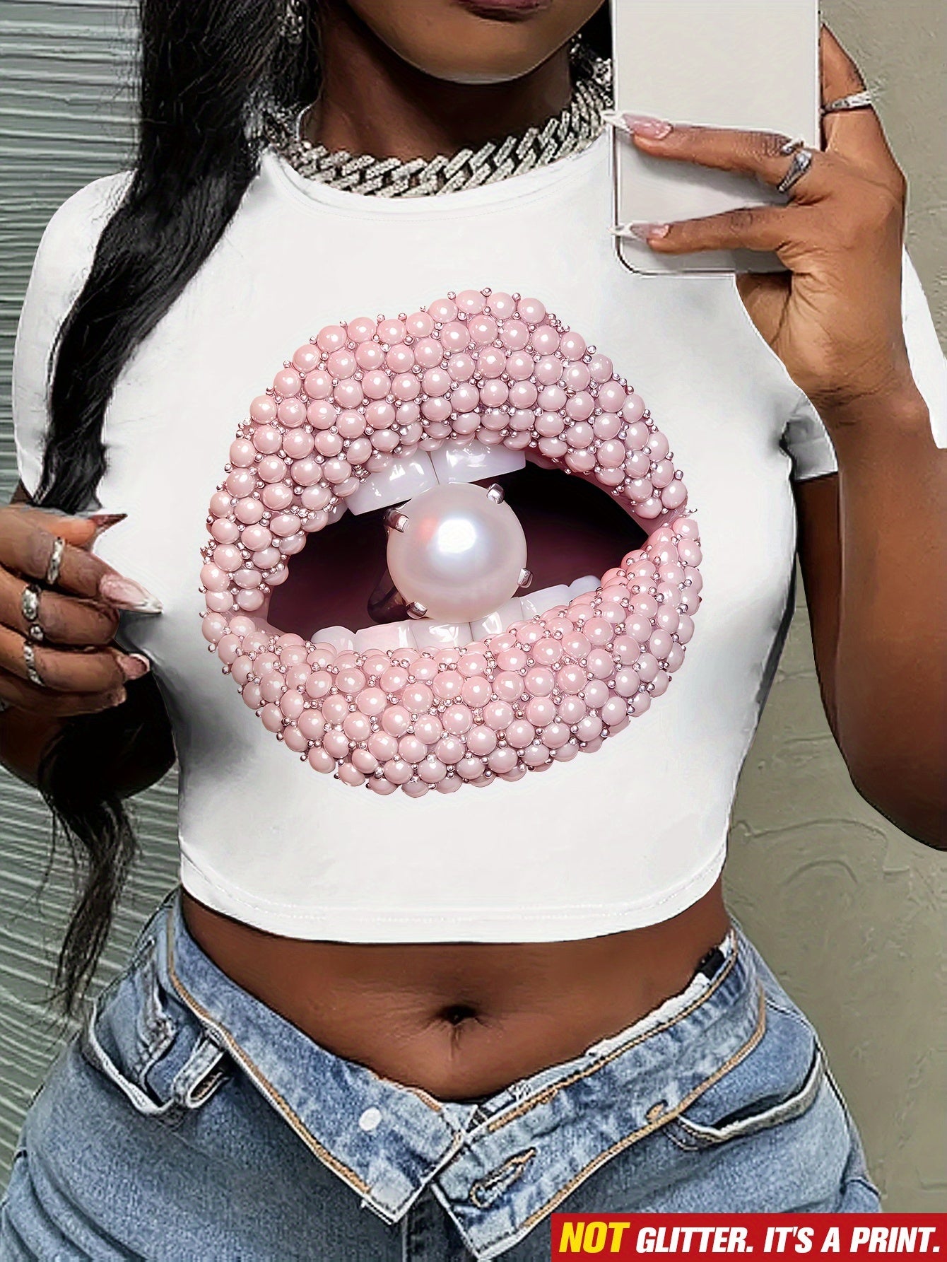 Women's Y2K Glossy Lip & Bead Print Crop Tee - Short Sleeve Round Neck Button-Like Lip Design, Slim Fit Summer Blouse, Machine Washable Casual Party Outfit (Pink/White), Non-Sheer