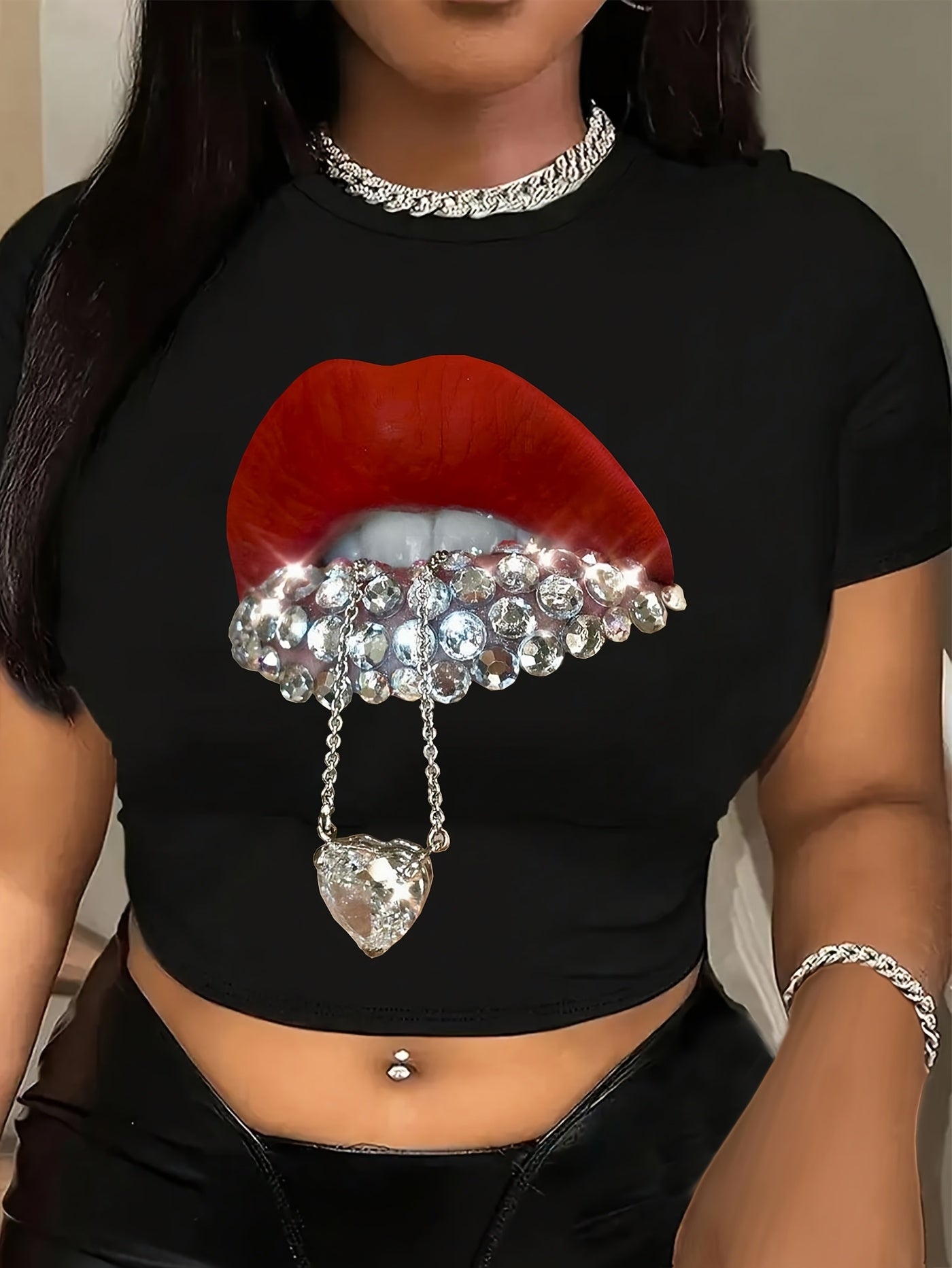 Women's Y2K Lip Print Crop T-Shirt - Short Sleeve Crew Neck Top with Lip & Face Pattern (Upper Lip/Full Lips), Medium Stretch Fabric, Non-Sheer Spring Summer Casual Blouse for Lipstick Lips or Lips
