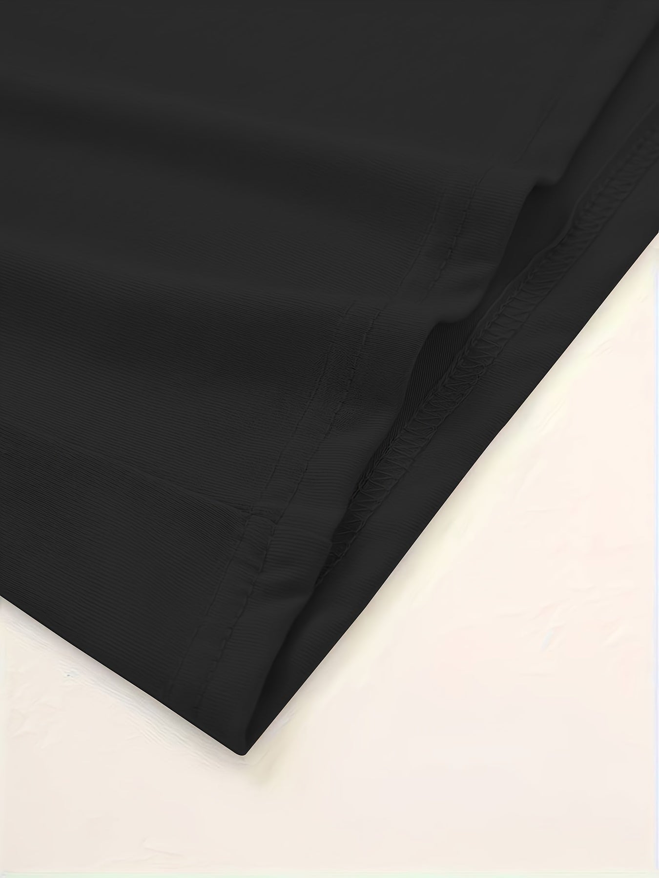 Women's Paris Print T-Shirt - Eiffel Tower & Landmark Design with Cursive Lettering, Slim Fit Short Sleeve Round Neck Casual Top, Breathable Summer Tee for Casual Attire & Light Exercise, Machine Washable, Ladies T-shirts, Summer Fashion, Comfortable Fit